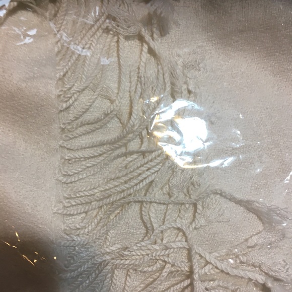 New PashimA/silk scarf wrap - Picture 4 of 4